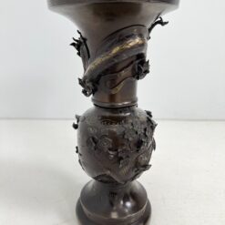 Rytietiškos bronzinės vazos 2 vnt. komplektas 27x27x54,5 cm