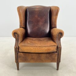 Odinis fotelis ant medinių kojų 81x83x104,5 cm, 44 cm
