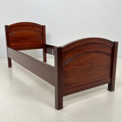 Raudonmedžio viengulės lovos rėmas 224x97x102,5 cm