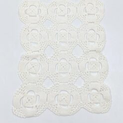 Nerta rankų darbo stalo servetėlė 32×23,5×0,1 cm