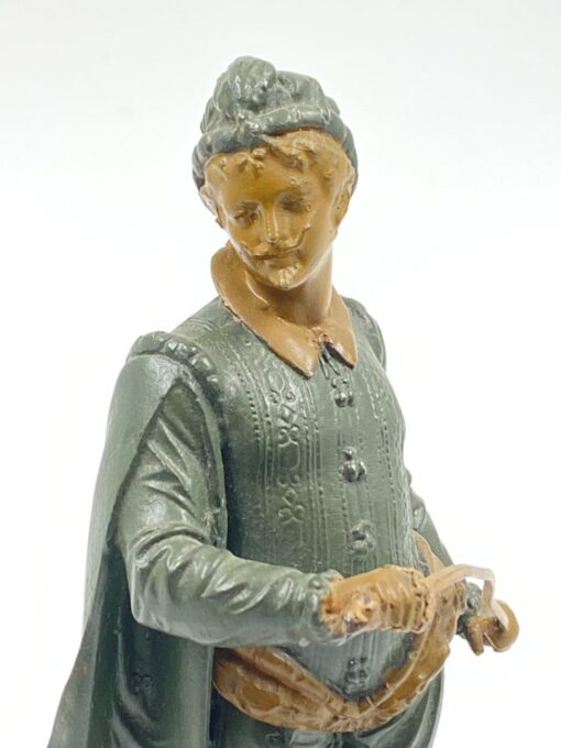 Metalinė vyro su špaga statula ant marmuro pagrindo “LSF” 10,5×10,5×23,5 cm