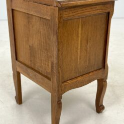 Ąžuolinė vienų durų spintelė 33x43x59 cm