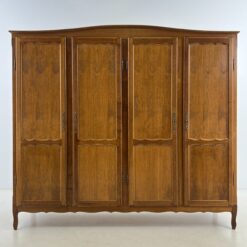 Keturių durų ąžuolinė rūbų spinta 56,5x204x182 cm
