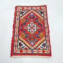 Persiškas rankų darbo vilnonis kilimėlis 65x39x1cm