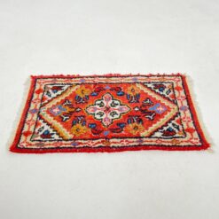 Persiškas rankų darbo vilnonis kilimėlis 65x39x1cm