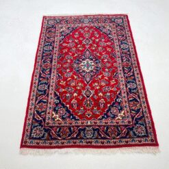Vilnonis "Kashan" rankų darbo kilimas 165x102x1,5 cm