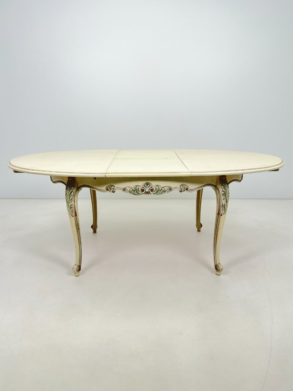 DL0004-stalai-5 Provanso stiliaus, medinis išskleidžiamas stalas 115×150(+50)x76,5 cm