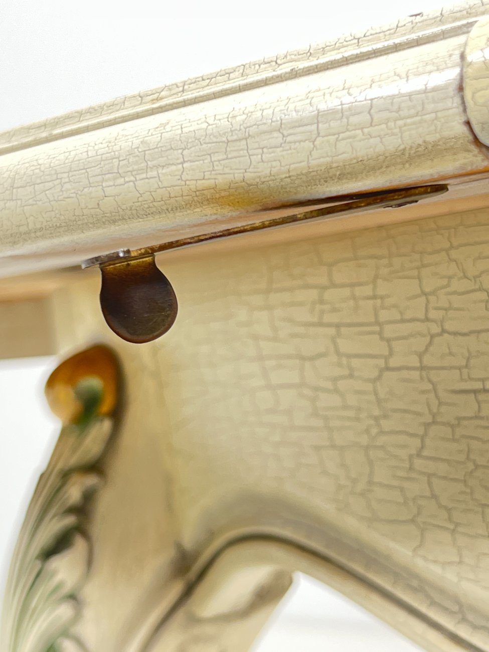 DL0004-stalai-9 Provanso stiliaus, medinis išskleidžiamas stalas 115×150(+50)x76,5 cm