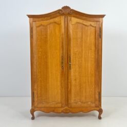 Dviejų durų, ąžuolinė rūbų spinta 54x116x172,5 cm