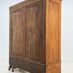 Ąžuolinė spinta su veidrodžiu ir stalčiais 61x168x209,5 cm