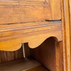 Ąžuolinė spinta su veidrodžiu ir stalčiais 61x168x209,5 cm