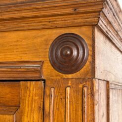 Ąžuolinė spinta su veidrodžiu ir stalčiais 61x168x209,5 cm