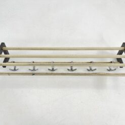 Vintažinė, dažyto metalo sieninė kabykla 28,5x86x16 cm