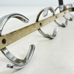 Vintažinė, dažyto metalo sieninė kabykla 28,5x86x16 cm