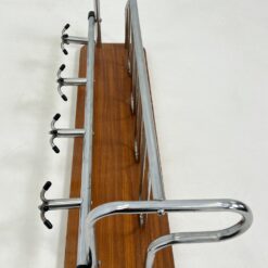 Vintažinio stiliaus, metalinė kabykla su medine dalimi 27×82,5×31,5 cm