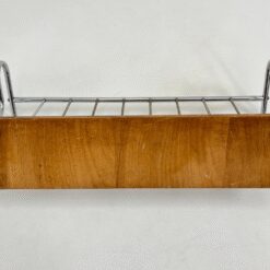 Vintažinio stiliaus, metalinė kabykla su medine dalimi 27×82,5×31,5 cm