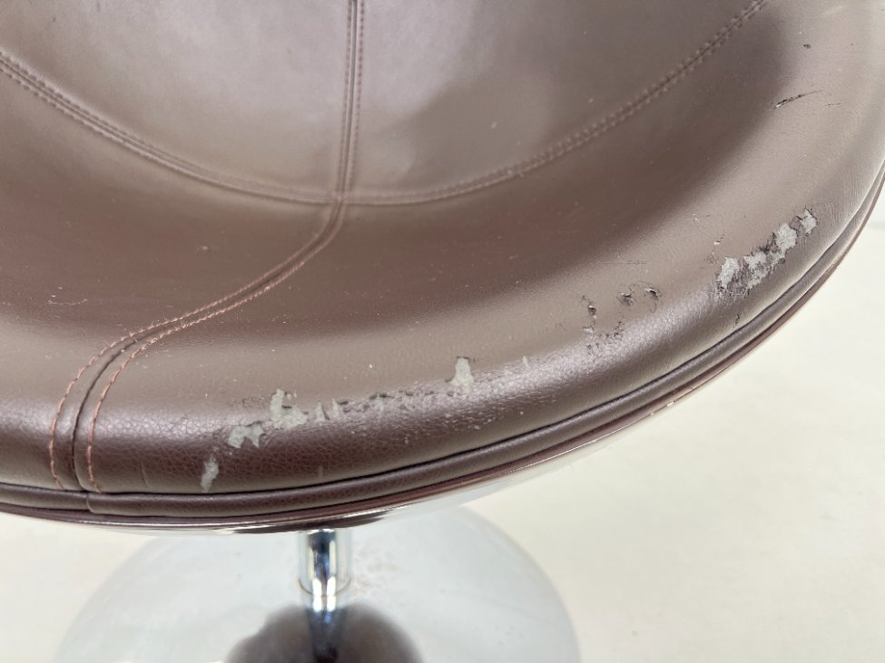 DL0092-foteliai-10 Vintažinis apvalus sukamas fotelis 65x71x77 cm, 46 cm