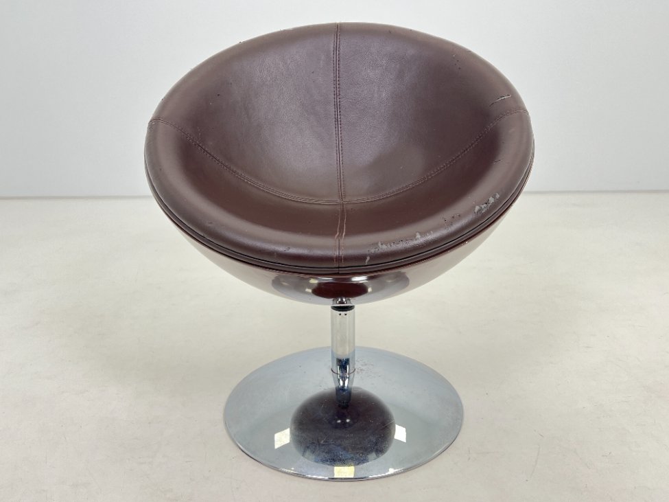 DL0092-foteliai-2 Vintažinis apvalus sukamas fotelis 65x71x77 cm, 46 cm