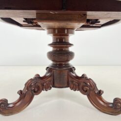 Senovinis raudonmedžio stalas 103×130(+300cm)x75 cm