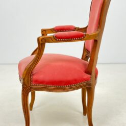 Rokoko stiliaus riešutmedžio krėsliukas 60x58x90 cm, 46 cm