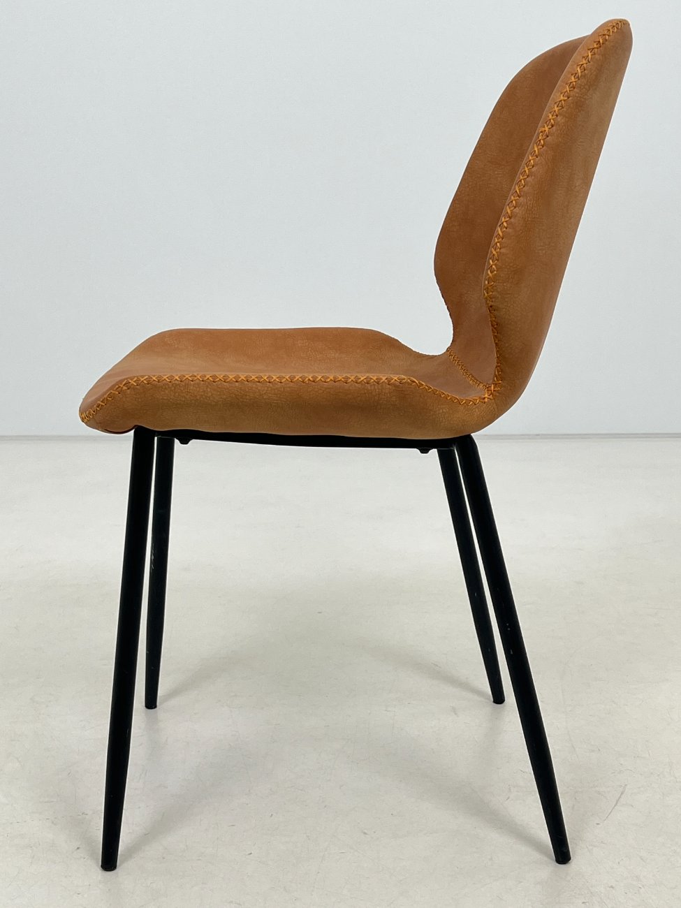 DL0165-kedes-4 Moderni kėdė su eko oda ir metalinėmis kojomis 58x45x83 cm, 48 cm