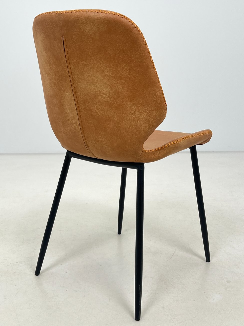 DL0165-kedes-9 Moderni kėdė su eko oda ir metalinėmis kojomis 58x45x83 cm, 48 cm