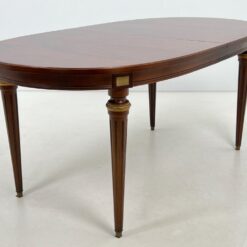 Raudonmedžio stalas puoštas žalvariu 97×178(+85)x77 cm