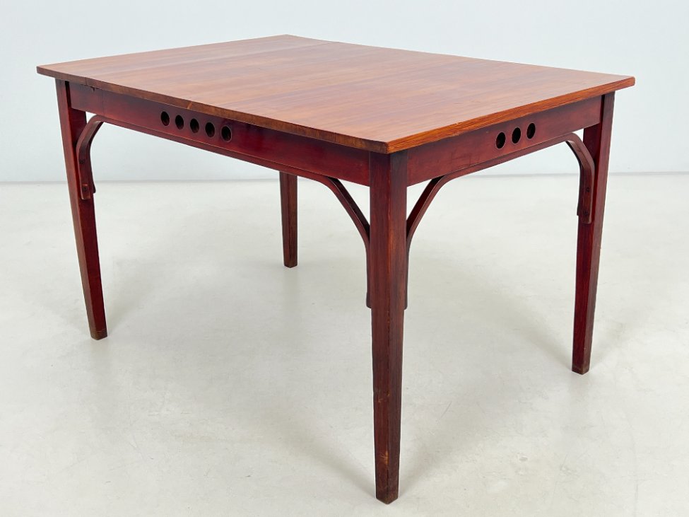 DL0210-stalai-4 Medinis valgomojo stalas 87x121x78 cm