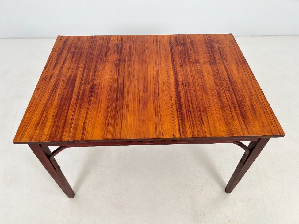 DL0210-stalai-5 Medinis valgomojo stalas 87x121x78 cm