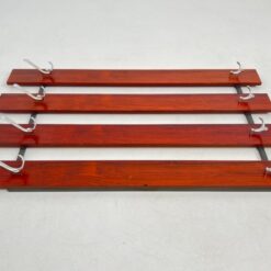 Sieninė pakabinama raudonmedžio kabykla 12x63x102 cm