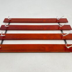 Sieninė pakabinama raudonmedžio kabykla 12x63x102 cm