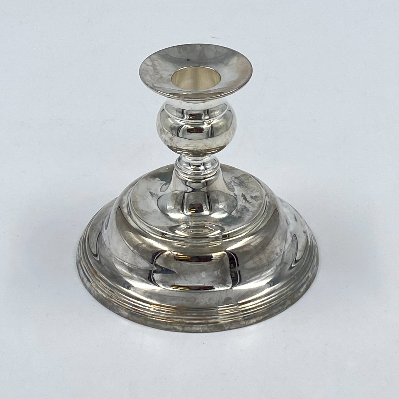 DL0232-zvakides-0 Sidabruota žvakidė 13x13x11 cm