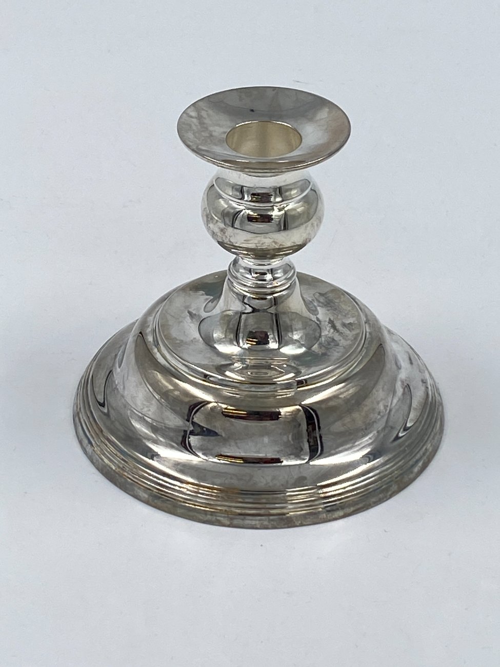 DL0232-zvakides-1 Sidabruota žvakidė 13x13x11 cm