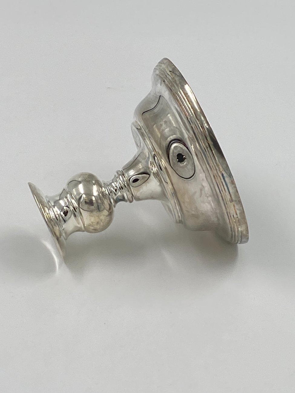 DL0232-zvakides-4 Sidabruota žvakidė 13x13x11 cm