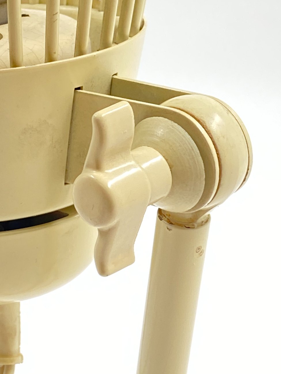 DL0272-staliniai-sviestuvai-10 Stalinis šviestuvas 27x19x35 cm