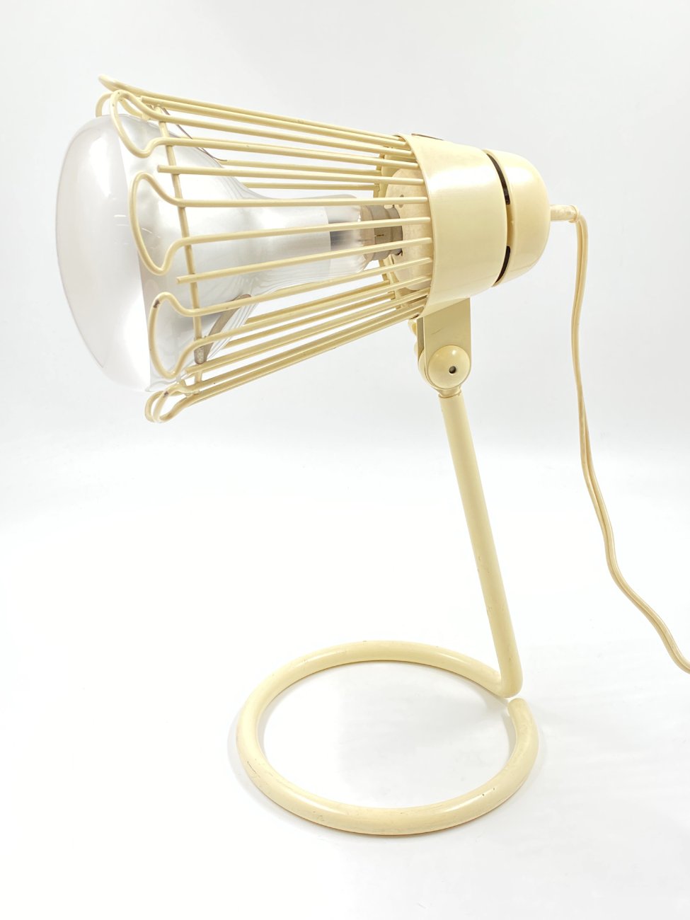 DL0272-staliniai-sviestuvai-8 Stalinis šviestuvas 27x19x35 cm