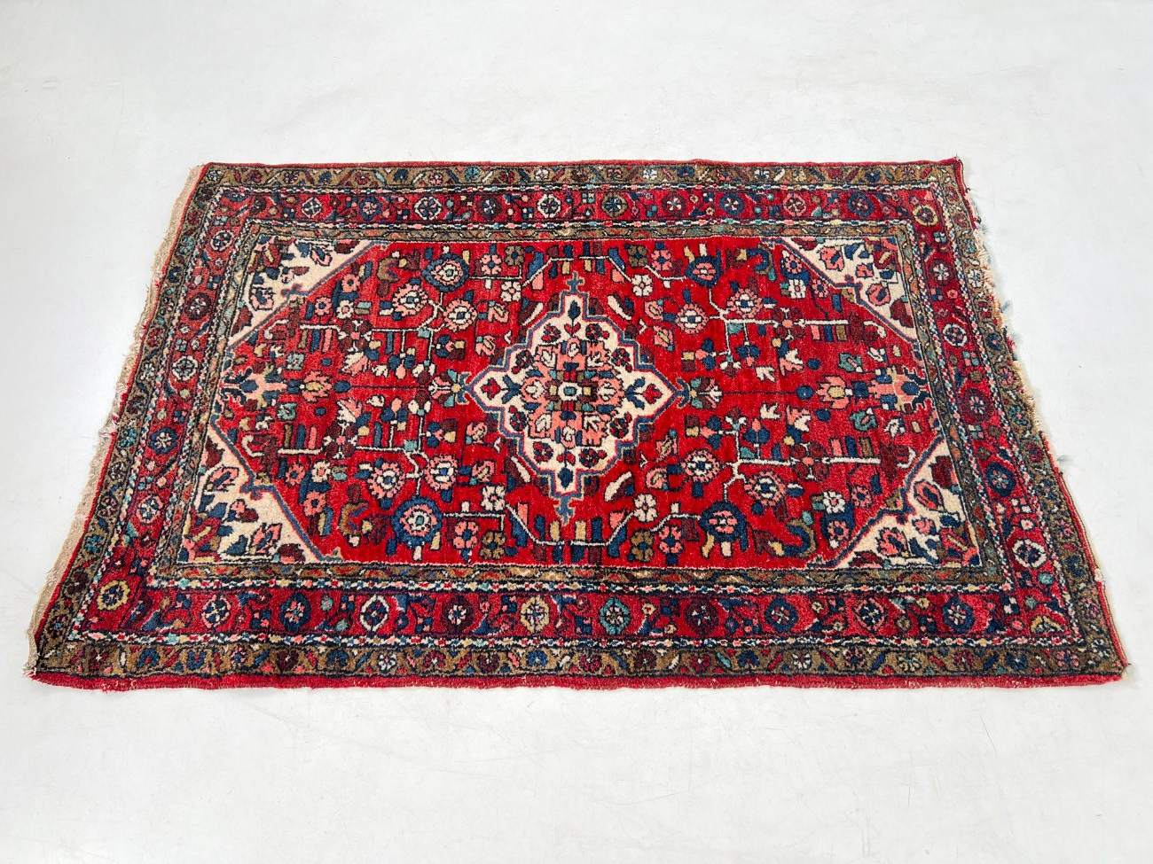 DL0290-kilimai-4 “Hamadan” kilimas 158×104.5×0.5 cm