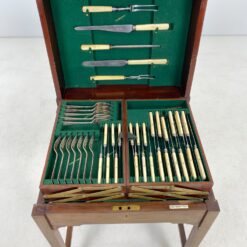 Sidabruoti stalo Robert E.Mosley-Sheffield-Shear Steel įrankiai su spintele 45x55x77 cm