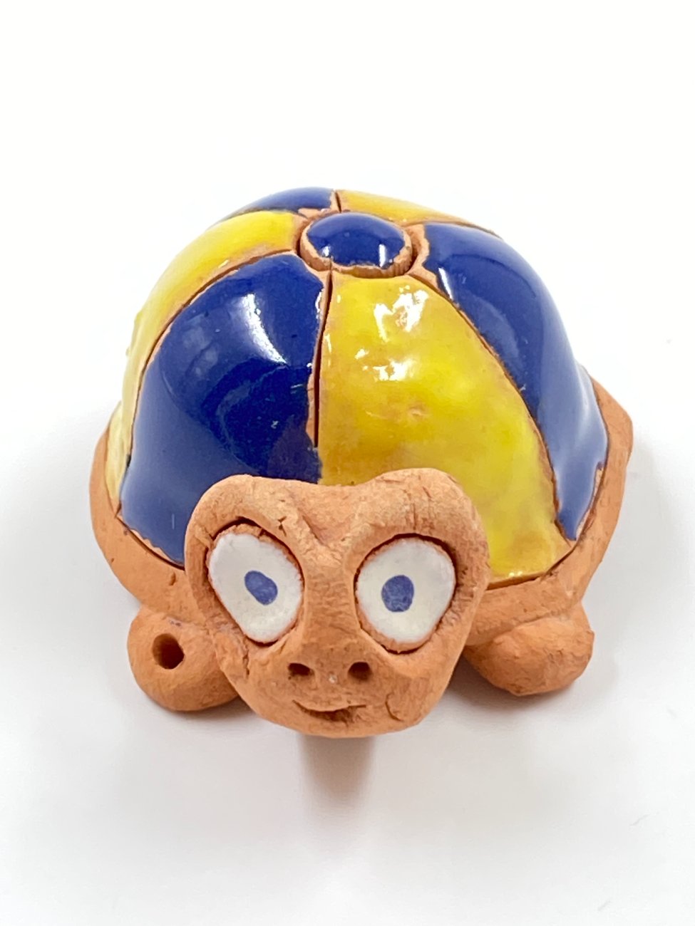 E0951-kitokios-skulpturos-1 Molinė vėžlio statula 4x5x2,5 cm