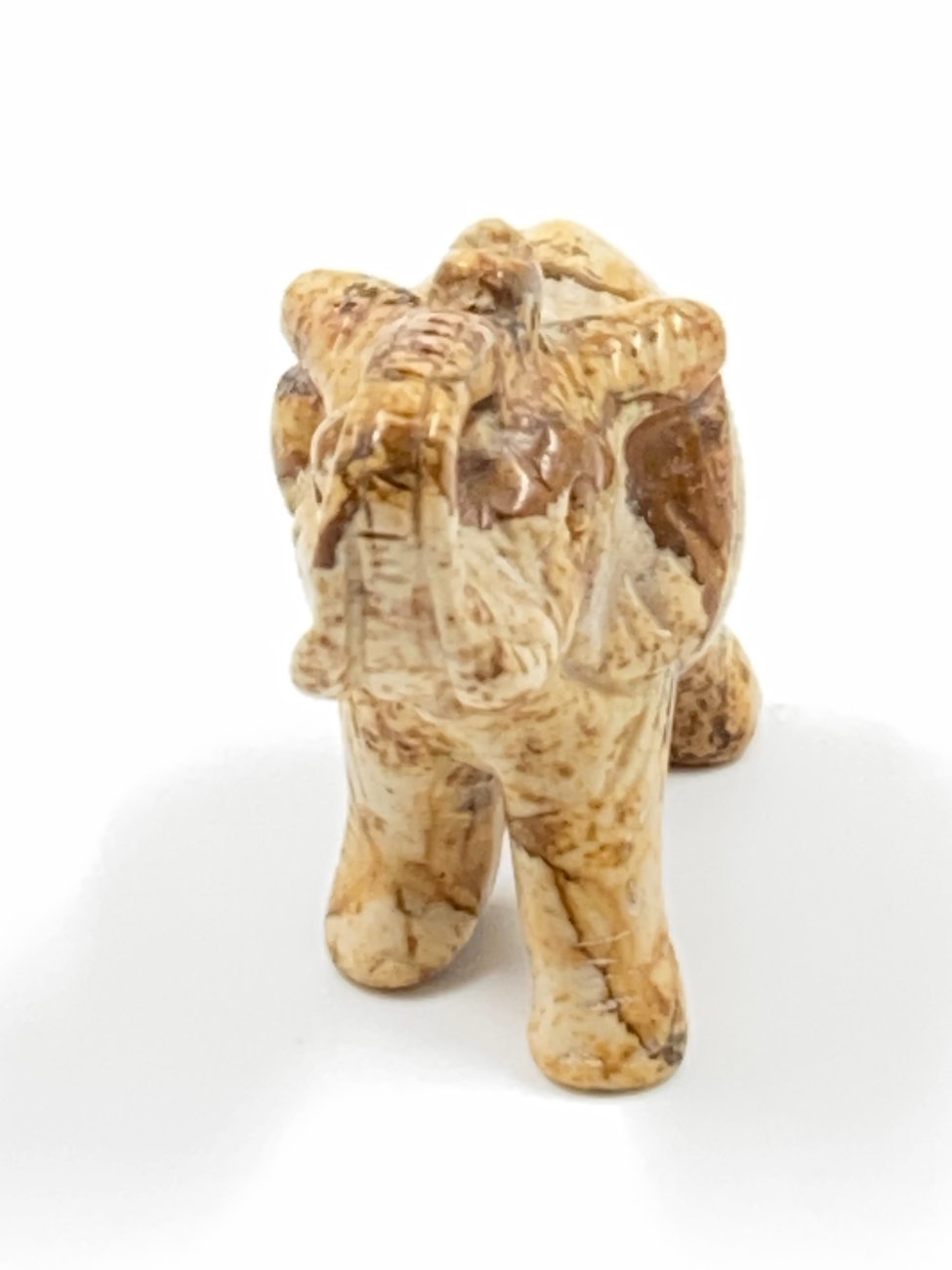 E0952-kitokios-skulpturos-3 Dramblio statula iš marmuro 1,5×4,5×4 cm