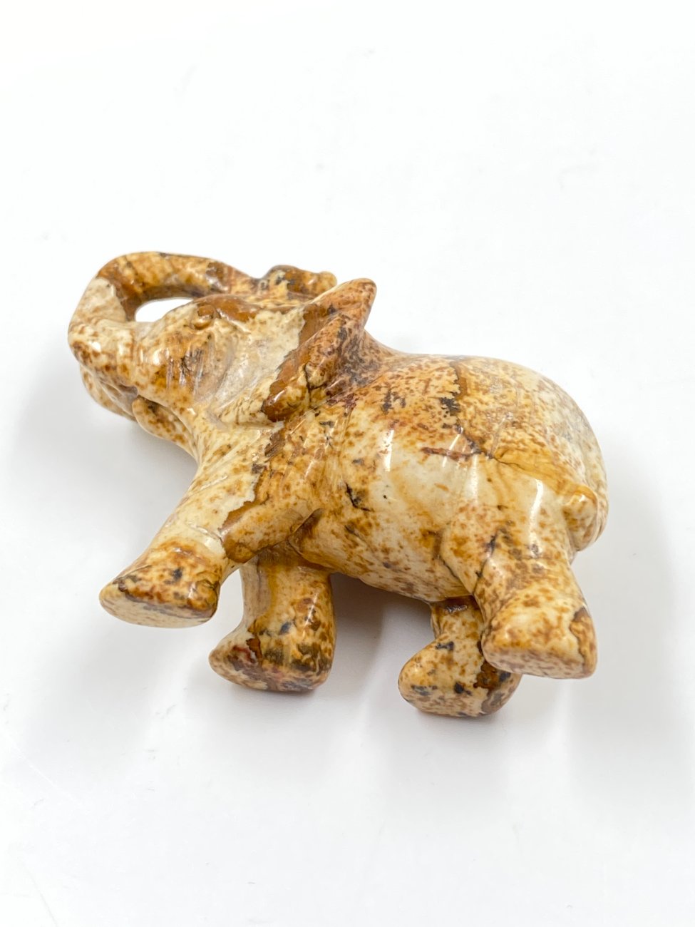 E0952-kitokios-skulpturos-6 Dramblio statula iš marmuro 1,5×4,5×4 cm