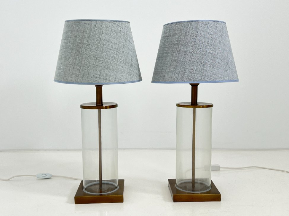 ES0515-staliniai-sviestuvai-2 “Hallberg” metaliniai staliniai šviestuvai 2 vnt. Komplektas 30x30x61 cm