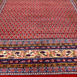 Vilnonis rankų darbo “Sarouk” kilimas 253x169x1 cm