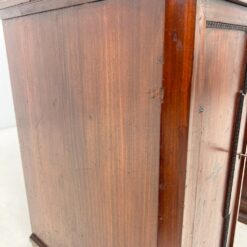 Nedideli pušies ir raudonmedžio bufetai 2 vnt. komplektas 51x40x150 cm