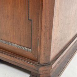 Nedideli pušies ir raudonmedžio bufetai 2 vnt. komplektas 51x40x150 cm