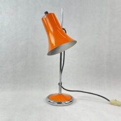 Vintažinis oranžinis reguliuojamo kampo stalinis šviestuvas 26x14x46 cm