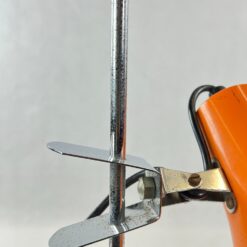 Vintažinis oranžinis reguliuojamo kampo stalinis šviestuvas 26x14x46 cm