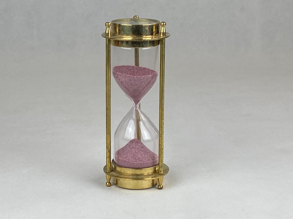 DL0359-laikrodziai-3 Žalvarinis 5 min smėlio laikrodis su kompasu 7x7x17 cm