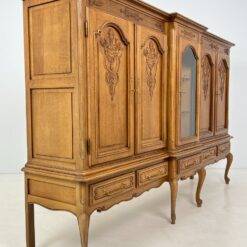 Ilga ąžuolinė penkių durų ir penkių stalčių komoda 58x253x158 cm