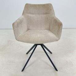 Modernus juodo metalinio rėmo sukamas krėslas su veliūru 57x60x83 cm, 50 cm